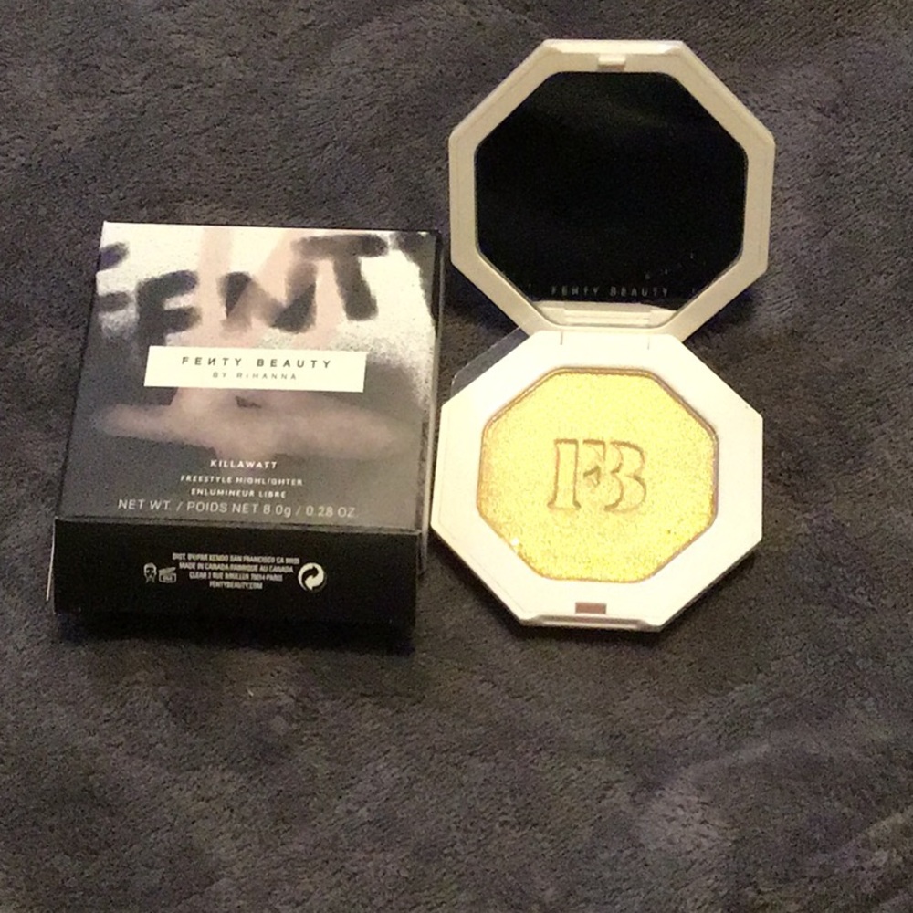 Fenty highlighter trophy wife